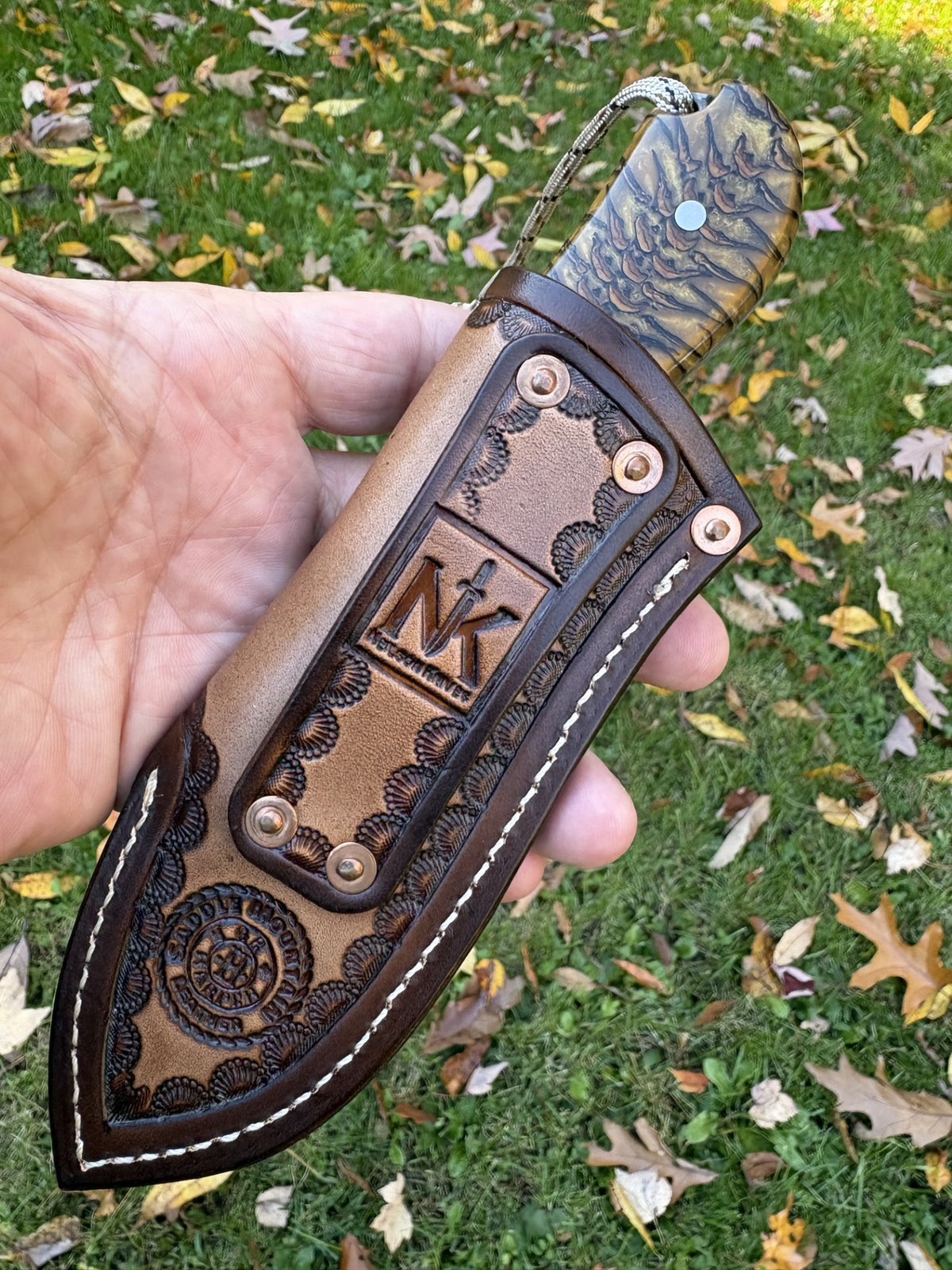 The Stainless & Pinecone - Belt Knife